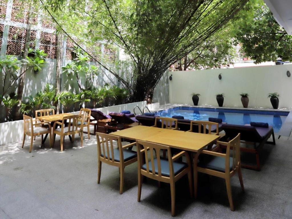 Bamboo9 Boutique Hotel Phnom Penh Exterior photo
