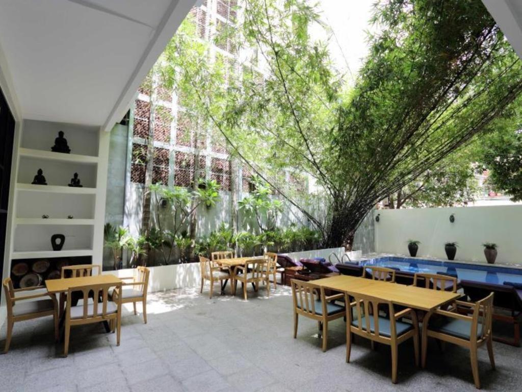 Bamboo9 Boutique Hotel Phnom Penh Exterior photo